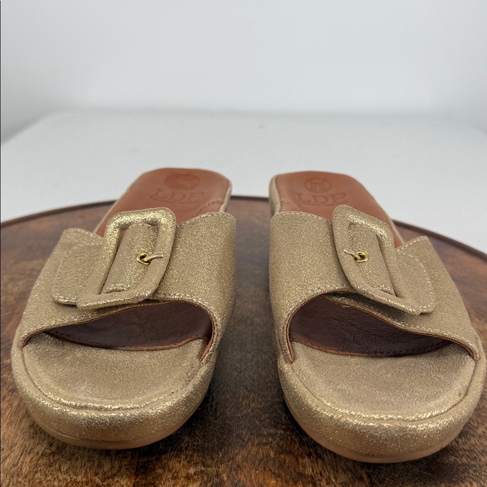 LDP Sandals Wm 9M L'Amour Des Pieds Gold Sparkle Leather Buckle Slides - Picture 2 of 11